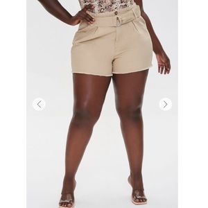 Forever 21 Plus Women’s Tan Khaki High Rise Woven Shorts